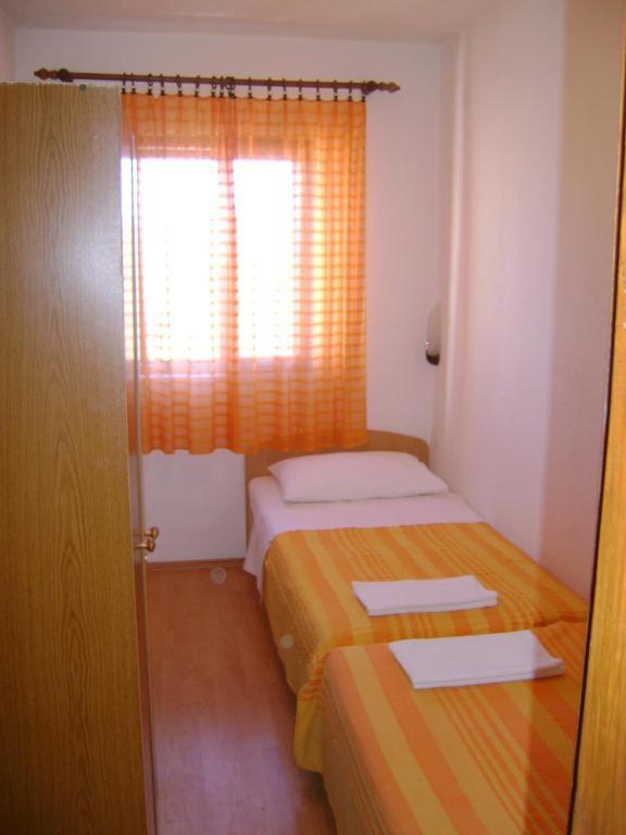 Apartments Mila Bol Phòng bức ảnh