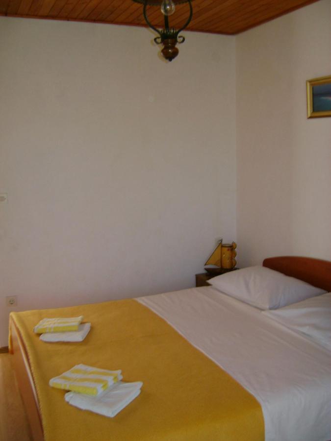 Apartments Mila Bol Phòng bức ảnh